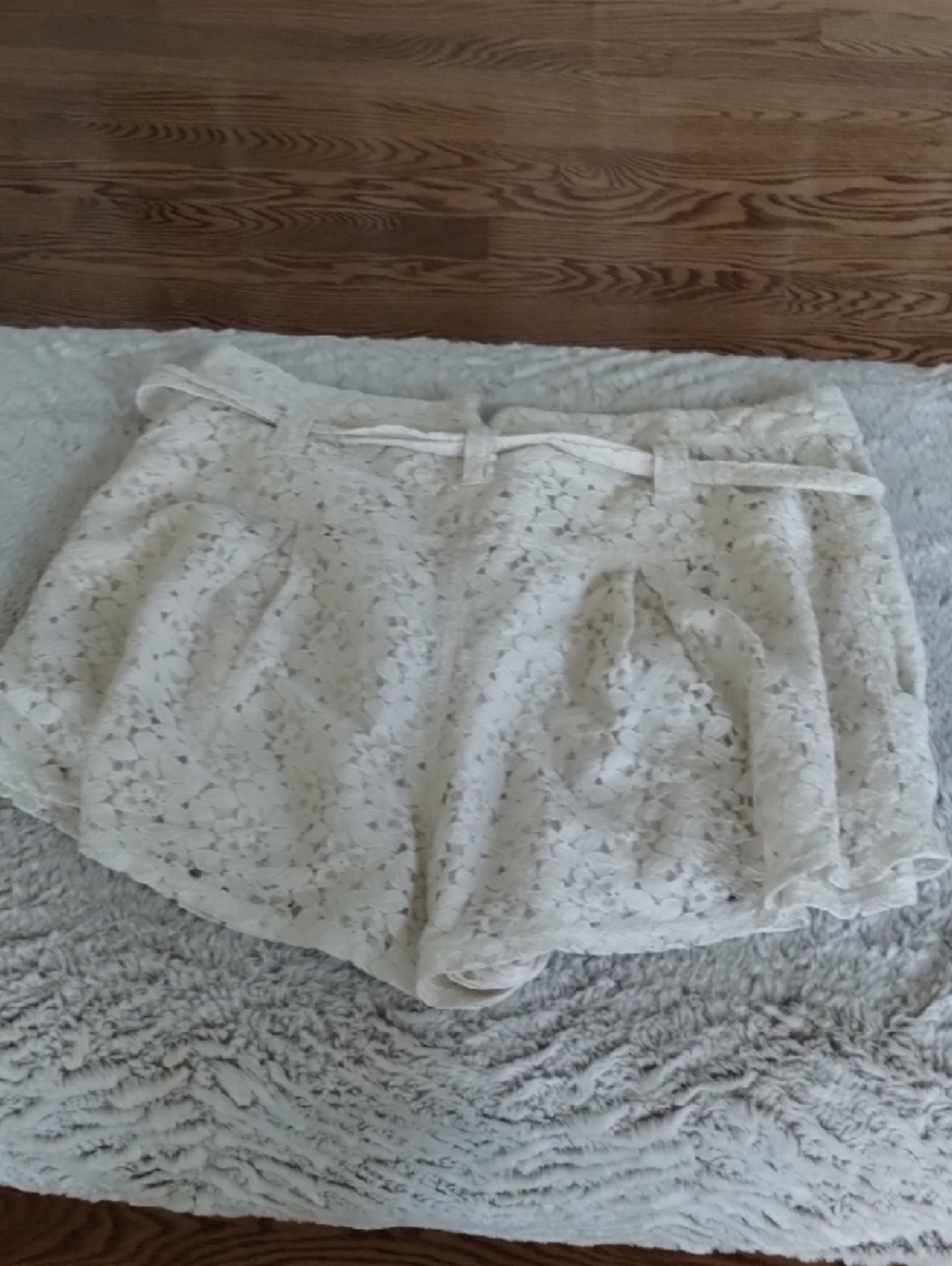 Free People Cream Lace Overlay Women's Shorts - Picture 10 of 16